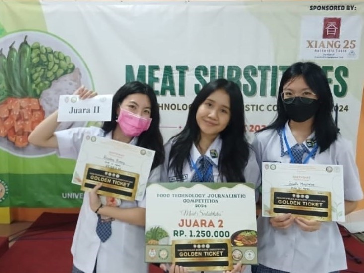 Juara 2 “Food Technology Journalistic Competition” UKWMS